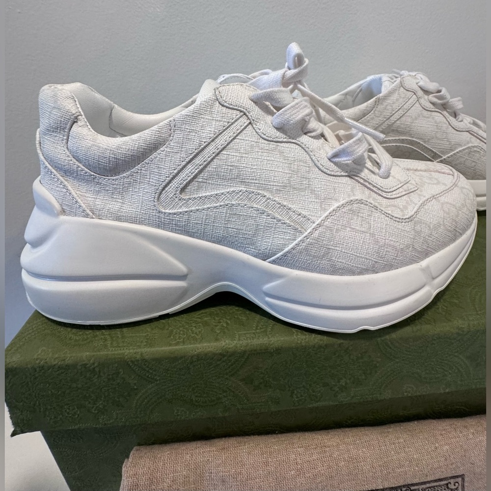 Gucci White Rhyton Logo Canvas Lace-Up Sneakers size 36 - Picture 5 of 12